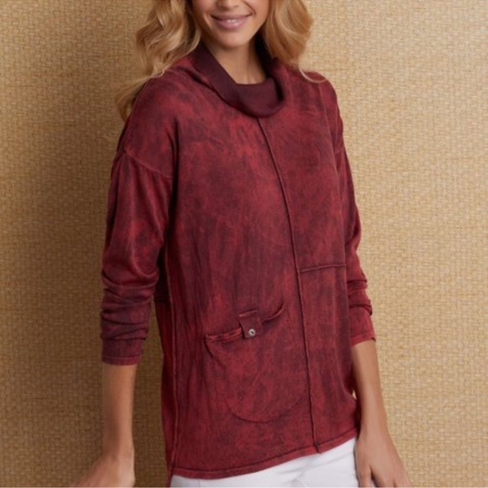 Soft Surroundings Red Acid Wash Cowl Neck Pocket City Wall Pullover XL Tie dye